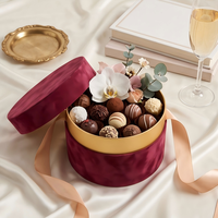 Boîte d'emballage en carton pour chocolat personnalisée, boîte cadeau ronde en velours écologique de qualité supérieure pour mariage ou cadeau de la Saint-Valentin