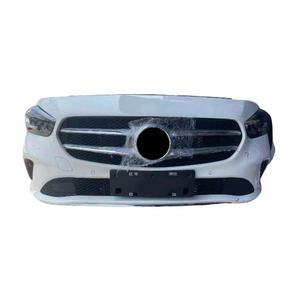 Kit Paraurti Anteriore per <span class=keywords><strong>Mercedes</strong></span> Benz <span class=keywords><strong>W247</strong></span> B200, Assemblaggio Paraurti con Griglia e Fari - Product Image 1