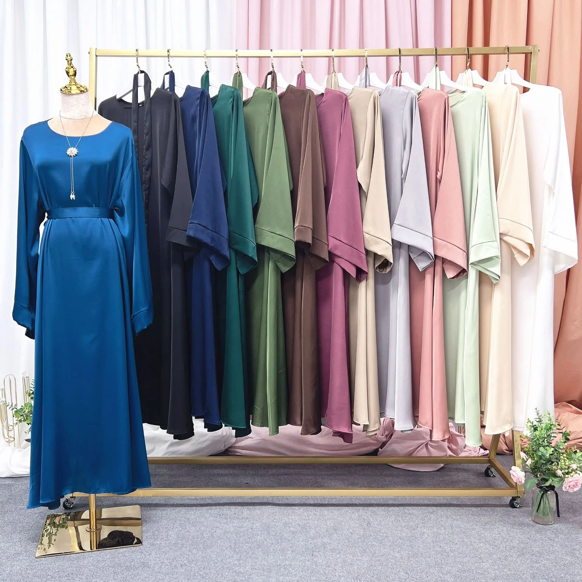 F801 # son tasarımlar 2022 moda katı renk orta doğu Dubai Kaftan İslami giyim türk saten bayanlar Abaya