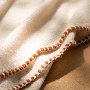 Chal de Cachemira Pura Extra Grande, Moderno y Versátil, Capa Multifuncional con Estampado de Lana Pashmina, Nueva Colección Otoño Invierno - Product Image 3
