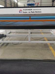 Máquina Extrusora de Malla Cuadrada de HDPE para Protectores de Cintas Transportadoras - Product Image 2