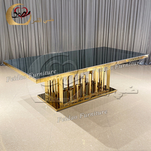 Mesa de Comedor Rectangular de Lujo, Moderna, de Acero Inoxidable Dorado, con 8 Sillas, Personalizada para Uso en Hoteles - Product Image 5