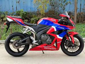 Moto sportive de course Honda1 Cbr600 600cc à quatre cylindres refroidie par liquide, puissance élevée, maniabilité précise, moto de rue - Product Image 3
