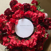 Boules de fleurs artificielles en rose bordeaux, directement de l'usine, pour décorations de centre de table de mariage