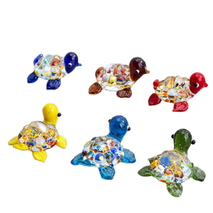 Mini figurine de tortue de mer en verre soufflé - Imitation antique faite à la main par Tiny Glass World pour Pâques, Halloween et Noël - Product Image 1