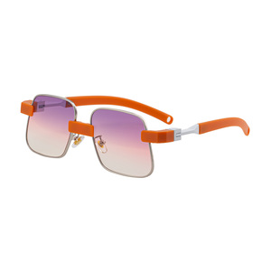 Gafas de Sol con Marco Cuadrado, Unisex, Lentes de PC con Protección UV400, Marco de Metal y Plástico, Protección Solar Moderna para Hombres y Mujeres, Uso en Exteriores - Product Image 1