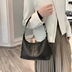 Wholesale Popular Hobo Handbags for Women Designer <strong>Faux</strong> <strong>Leather</strong> Hobo Crossbody <strong>Bags</strong> Retro Large Size <strong>Bucket</strong> Purse Shoulder <strong>Bag</strong> - Product Image 4