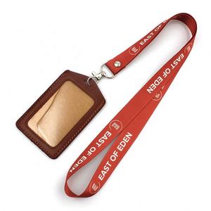 Lanière de cou avec logo personnalisé de haute qualité en polyester avec porte-badge offset et sérigraphie en soie - Product Image 1