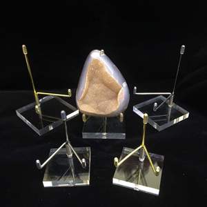 Soporte de exhibición moderno de minerales de acrílico y metal en forma de S: para cristales, piedras, ágata, Roca, fósil, coral - Product Image 6