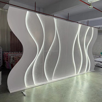 Nouveau style de toile de fond de scène en pvc personnalisé panneau mural en arc de mariage blanc 3d avec lumière led