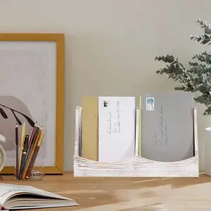 請求書とレターソーター用の2つのコンパートメントホームオフィスデスクステーショナリートレイを備えた白塗りの木製デスクトップメールホルダーオーガナイザー