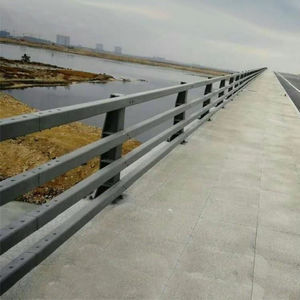 High Durability <b>Heavy</b>-<b>Duty</b> Steel Guardrail for Vehicle Protection - Product Image 5