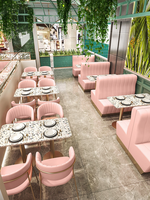 Meubles de restaurant commerciaux modernes de haute qualité, table et chaises en acier inoxydable avec pieds dorés, canapé en cuir rose pour café