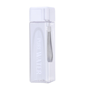 Bouteille d'eau carrée en plastique Tiannuo 500 ml sans BPA, portable, avec paille, pour usage général, 480 ml, en plastique PC carré - Product Image 3