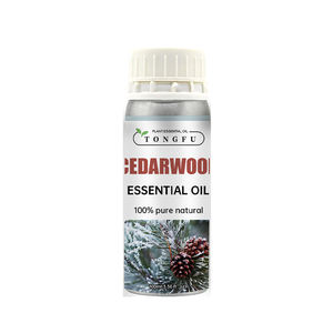 Aceite Esencial de Cedro Orgánico a Granel, Suministro del Fabricante, Aceite de Fragancia de Cedro 100% Puro <span class=keywords><strong>para</strong></span> la Elaboración de Perfumes - Product Image 1