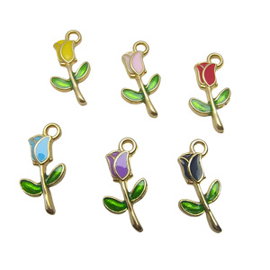 Enfants classique or alliage de Zinc doux en herbe Rose pendentif breloques multicolore style campagnard goutte huile plaqué or bijoux - Product Image 1