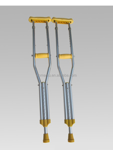 Terapia <span class=keywords><strong>de</strong></span> rehabilitación <span class=keywords><strong>Precio</strong></span> bajo <span class=keywords><strong>Muletas</strong></span> <span class=keywords><strong>de</strong></span> codo <span class=keywords><strong>de</strong></span> <span class=keywords><strong>aluminio</strong></span> ajustables para discapacitados <span class=keywords><strong>Muletas</strong></span> para caminar médicas <span class=keywords><strong>Muletas</strong></span> axilares - Product Image 3