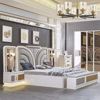 Ensemble de mobilier de chambre à coucher de luxe classique en bois moderne avec cadre en bois et revêtement en cuir, lit King Size, Queen Size, Double, Full, collection 2026