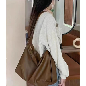 กระเป๋าถือสะพายไหล่ผู้หญิงหนัง PU แฟชั่นใหม่ ขนาดใหญ่ กันน้ำ ปิดซิป - Product Image 4
