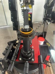 <span class=keywords><strong>Prix</strong></span> d'usine abordable Fanake FA-WT001 Équilibreuse de roues automatique et Démonte-pneus avec support inclinable, diamètre de roue max. 1000 mm - Product Image 4