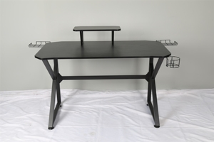 Bureau d'ordinateur ergonomique Fanmi à hauteur réglable avec LED, surface en MFC, structure en Z, montage facile, table de jeu, bureau, école, salon - Product Image 4