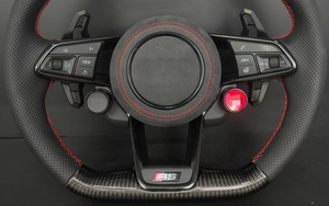 Volant en cuir et fibre de carbone personnalisé de style <span class=keywords><strong>Audi</strong></span> RS avec bouton de démarrage rouge et palettes de changement de vitesse pour les séries <span class=keywords><strong>Audi</strong></span> A/Q/S/RS - Product Image 4