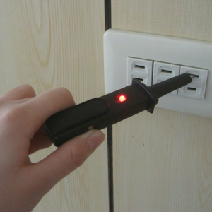 เครื่องทดสอบแรงดันไฟฟ้าอเนกประสงค์ (12~440V AC) - Product Image 1