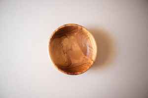 Tazón de Madera Artesanal de Primera Calidad, Decorativo, Natural y Sostenible, Ideal para la Mesa del Comedor o la Cocina - Product Image 4