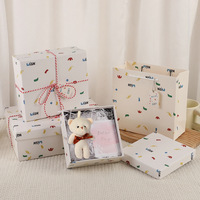 Boîte cadeau vide élégante au design frais avec couvercle et base, emballage de luxe personnalisé pour les cadeaux d'anniversaire ou de la Saint-Valentin pour les amies