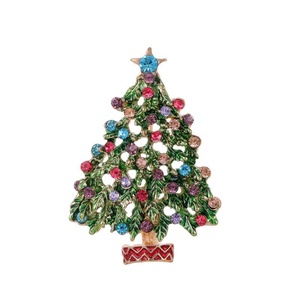 Broche Épinglette Arbre de Noël en Émail et Strass, Pin's de Revers Festif pour Blazer, Manteau, Écharpe, Cadeau, Accessoire de Vente en Gros et au Détail - Product Image 1