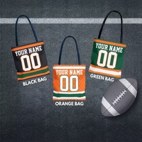 Ensemble cadeau thématique « All About the U » des Miami Hurricanes en gros, comprenant un chapeau bob, un bracelet, des boucles d'oreilles, un oreiller en forme de U et un sac fourre-tout