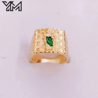 Bague religieuse personnalisée YM plaquée or 18 carats avec Vierge Marie en CZ coloré pour femme