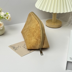 Sac de rangement cosmétique portable personnalisable BOSHIHOHO en Tyvek, sac de toilette en papier kraft pour femmes, fermeture éclair pour usage quotidien - Product Image 4