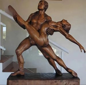 Met De Hand Gegraveerde Sculpturen Van Mensen En Dieren Bronzen Metalen Ambachten - Product Image 1