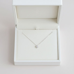 Collier en or blanc massif 18 carats avec pendentif en diamant naturel, design flocon de neige, bijoux fins, cadeau de la Saint-Valentin, vente chaude - Product Image 5