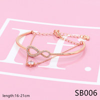 SVB1-Y Bracelet Élégant pour Femme, Scintillant, Personnalisé, en Laiton Incrusté de Zircons – Trésor d'Accessoire Personnalisé