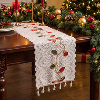 Chemin de table en polyester brodé de fleurs de Noël avec pompons, style américain, lavable, pour salle à manger, bureau, décoration de fêtes