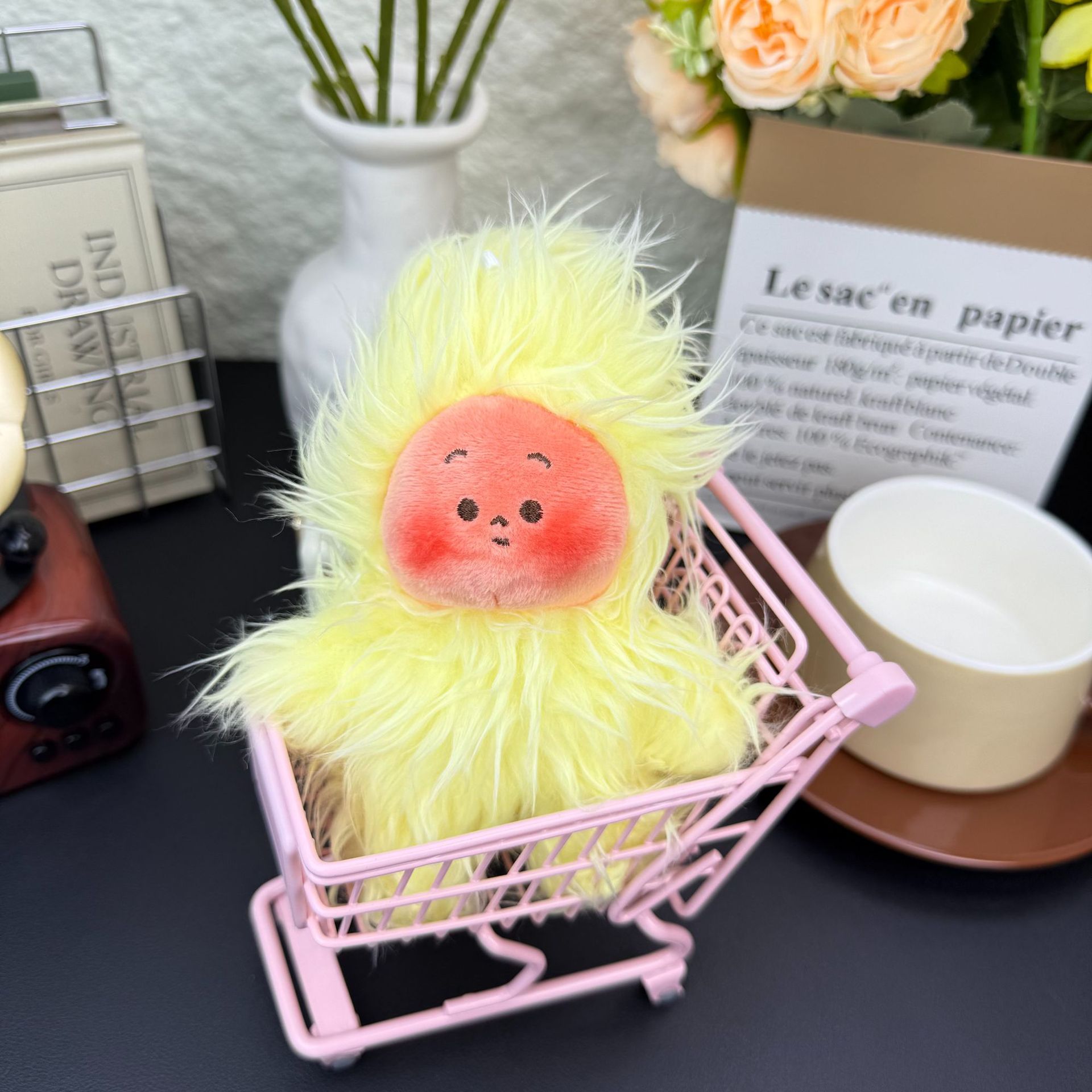 Messy in the wind-good dream weather bureau