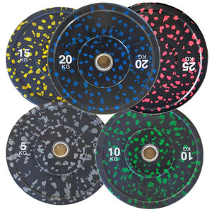 แผ่นน้ำหนักยางเคลือบกันกระแทกสำหรับยกน้ำหนัก ขนาด 20 กก. 10 กก. ปอนด์ แบบมีลายจุด รุ่นมาตรฐาน สำหรับบาร์เบล 45 ฟิตเนส - Product Image 5