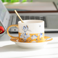 Ensemble tasse et soucoupe en porcelaine fine avec anse dorée, motif floral Magnolia, tasse à café ou à thé avec cuillère pour le thé de l'après-midi