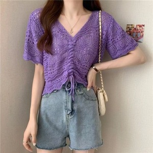 Blusa Curta Feminina de Tricô Estilo Coreano Chique Vazada com Cordão, Design Doce e Picante, Decote em V e Amarração, Primavera Verão - Product Image 3