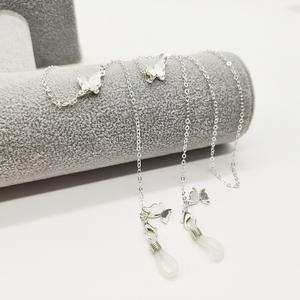 Elegante diseño de mariposa cadenas de anteojos de Metal para mujer collar cordón retenedor para <span class=keywords><strong>gafas</strong></span> de lectura - Product Image 5