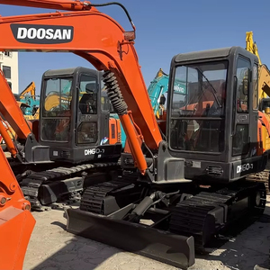 Excavatrice d'occasion Doosan DH60, marque coréenne, prix bas, 6 tonnes. - Product Image 1
