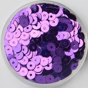 Paillettes plates irrégulières à haute résistance en PET, flocons de paillettes perforés pour la <span class=keywords><strong>couture</strong></span> de vêtements, la décoration artisanale de Noël - Product Image 1