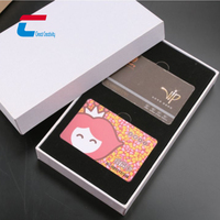 Caja de Regalo de Cartón para Tarjetas de Visita y Tarjetas de Crédito, Diseño Moderno y Lujoso, Laminación Mate, Recubrimiento UV, Reciclable, Tamaño Personalizado