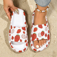 Sandales plates confortables à bout ouvert imprimées fraises avec une seule bride pour femme, idéales pour les pieds plats