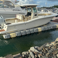 Dock flottant modulaire en HDPE avec charnière pour utilisation avec des PWC et des bateaux