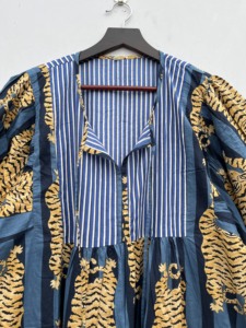 ชุดเดรสมิดิผ้าฝ้ายแท้สำหรับผู้หญิงลายเสือพิมพ์ลายคอลึกและเชือกผูกเป็นมิตรต่อสิ่งแวดล้อม - Product Image 6