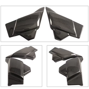 Cubierta de Batería de Fibra de Carbono 3K con Acabado Brillante y Franja Diagonal Compatible con Road Glide <span class=keywords><strong>CVO</strong></span> Cubic 2023-2025 - Product Image 3
