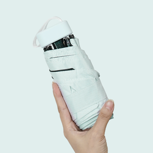 Paraguas de Bolsillo Plegable de 6 Varillas, Portátil, Doble Uso (Sol y Lluvia), Elegante, Color Negro Vinilo, Personalizable con Logotipo - Product Image 6